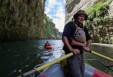 John Smith - Lead Guide